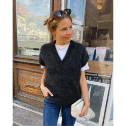 Slipover - Brigitte No. 2 - PetiteKnit - Weekend Slipover V-Neck