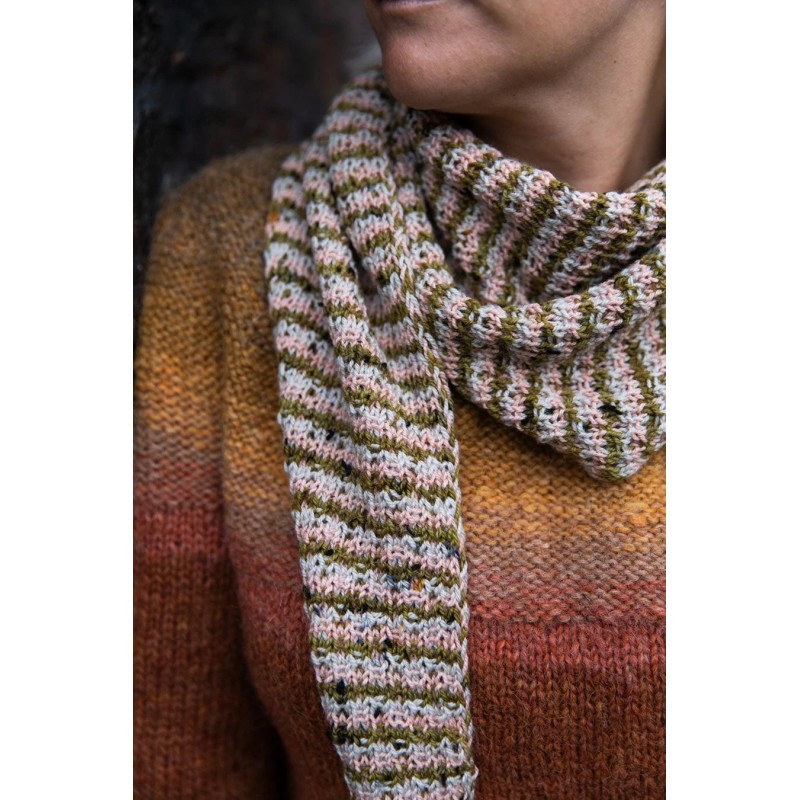 Laine Publishing 52 Weeks of Scrap Yarn: Projects for Crafters