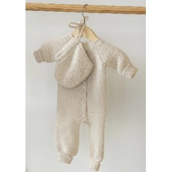 Digitaal patroon Viking of Norway Cashmere Silk Knøtteliten Jumpsuit and Bonnet Vanilla 12-3B