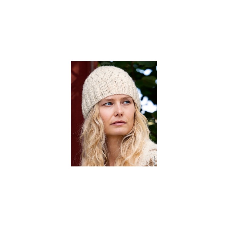 Muts - Natural Alpaca Pelo - Nordic Knits 5 (Model 14)
