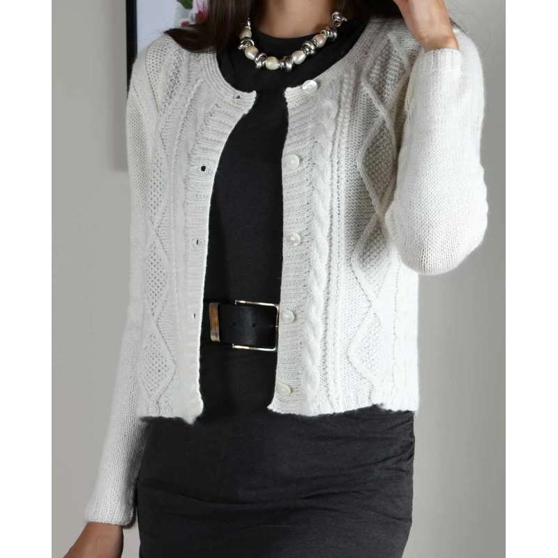 Lana Gatto - Prestige - Candid Elegance