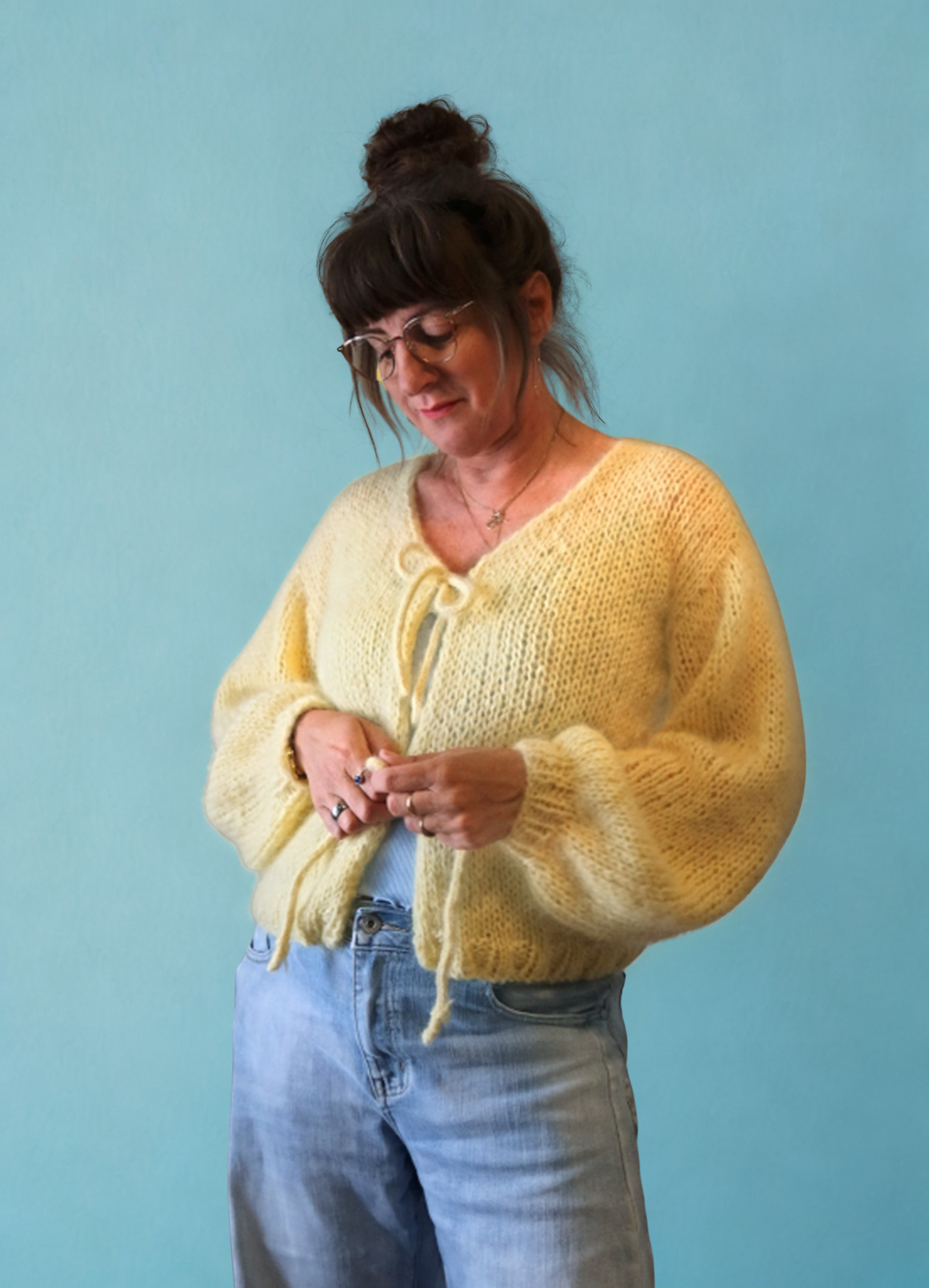 Bernadette Bow Cardigan - Filo di Gio - Dol-op-Wol Design