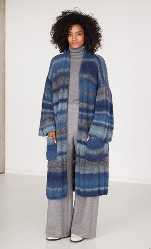 Trui - Winter Softness  - Lookbook 19 (model 22)