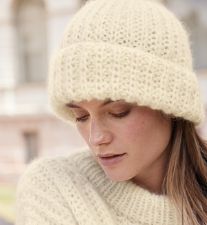 Trui - Winter Softness - Lookbook 19 (model 22)