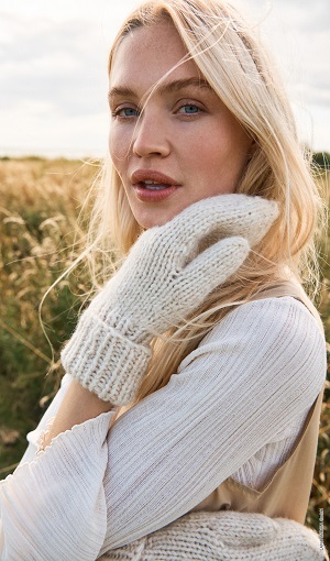 Wanten - Natural Alpaca Pelo - Nordic Knits 3 (model 02)