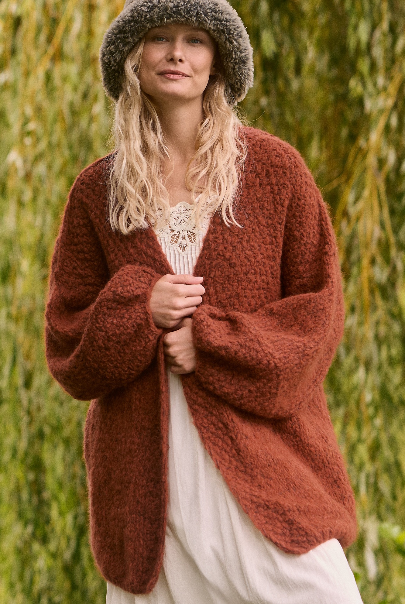 Vest - Baby Furry - Nordic Knits 5 (model 61)