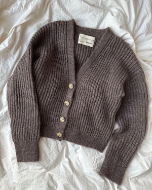 Vest - Tynn Peer Gynt & Silkhair - PetiteKnit - Agnete Cardigan