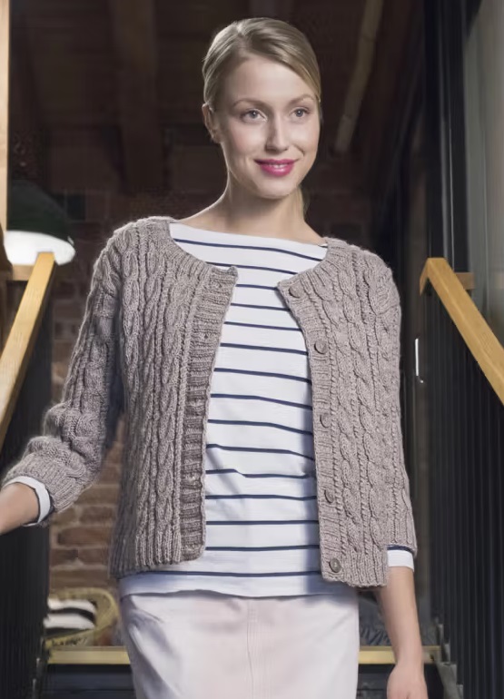 Vest - Novita 7 Brothers- Womans Cable Cardigan Novita 7 Veljestä (7 Brothers)