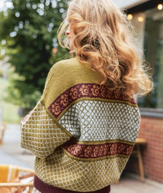 Trui - Tynn Peer Gynt - Sandnes Garn - Blome Damegenser