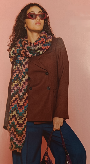 knit the cat 16 model 17