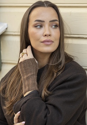 Pols warmers - Cashmere Silk - Viking of Norway - Caia wrist warmers Chocolate 7-6A